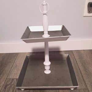 Farmhouse tiered tray stand